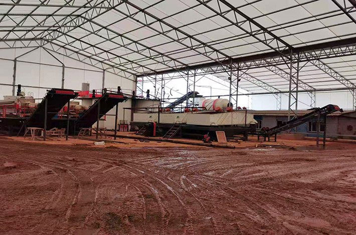 污染土壤修復(fù)現(xiàn)場(chǎng)